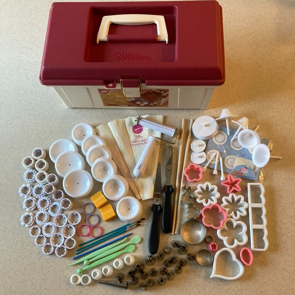 Wilton Cake & Candy Decorating Tool Caddy with Supplies
